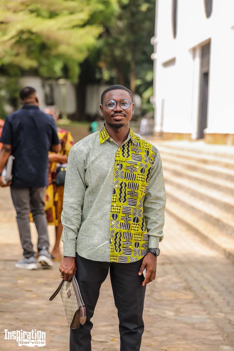 jesseamoako3's tweet image. Serving looks and faith today! 🙏 Rocking this fit after church. What do you think? #SundayBest #FashionForward #GhanaianStyle