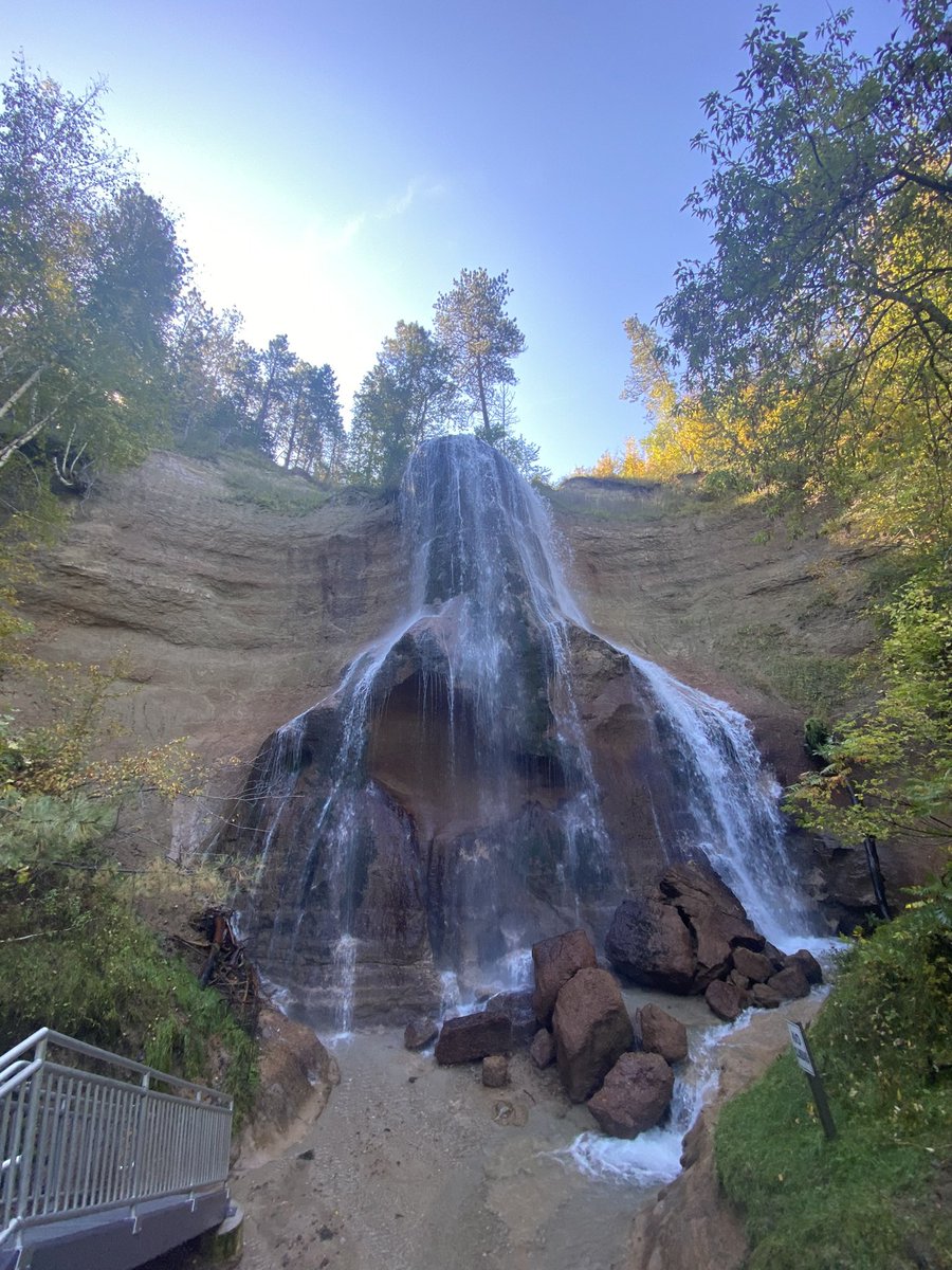 senor_fluff's tweet photo. @NoLayingUp Only 22 minutes from the tallest waterfall in Nebraska https://t.co/iXVgk8dJrV