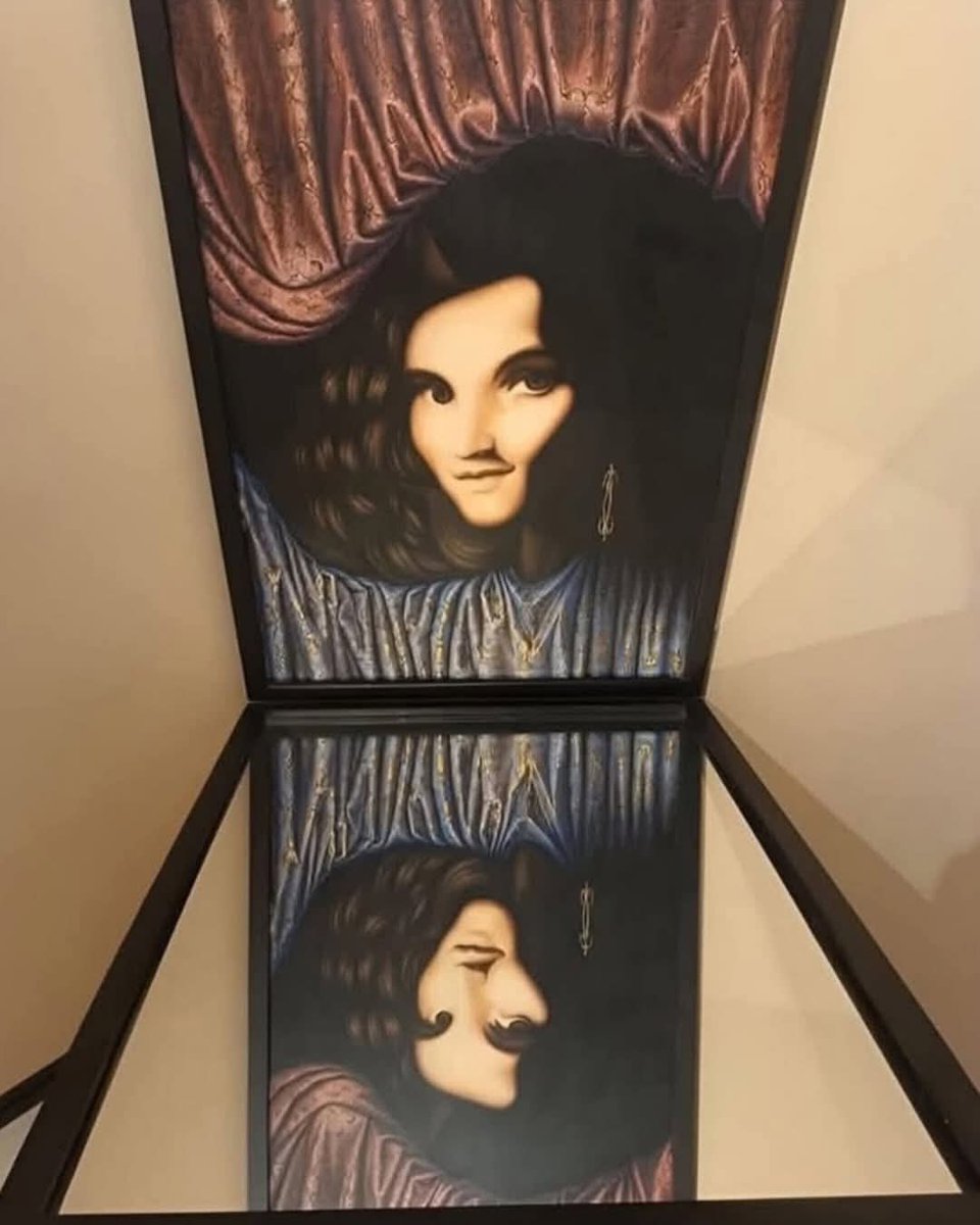 L'une des plus grandes illusions jamais créée !

 « Igualdad » (Égalité) - 1992, créée par Octavio Ocampo, est une œuvre surréaliste fascinante qui joue avec notre perception et notre façon de voir le réel.

À première vue, le tableau présente le visage délicat d’une femme vue de