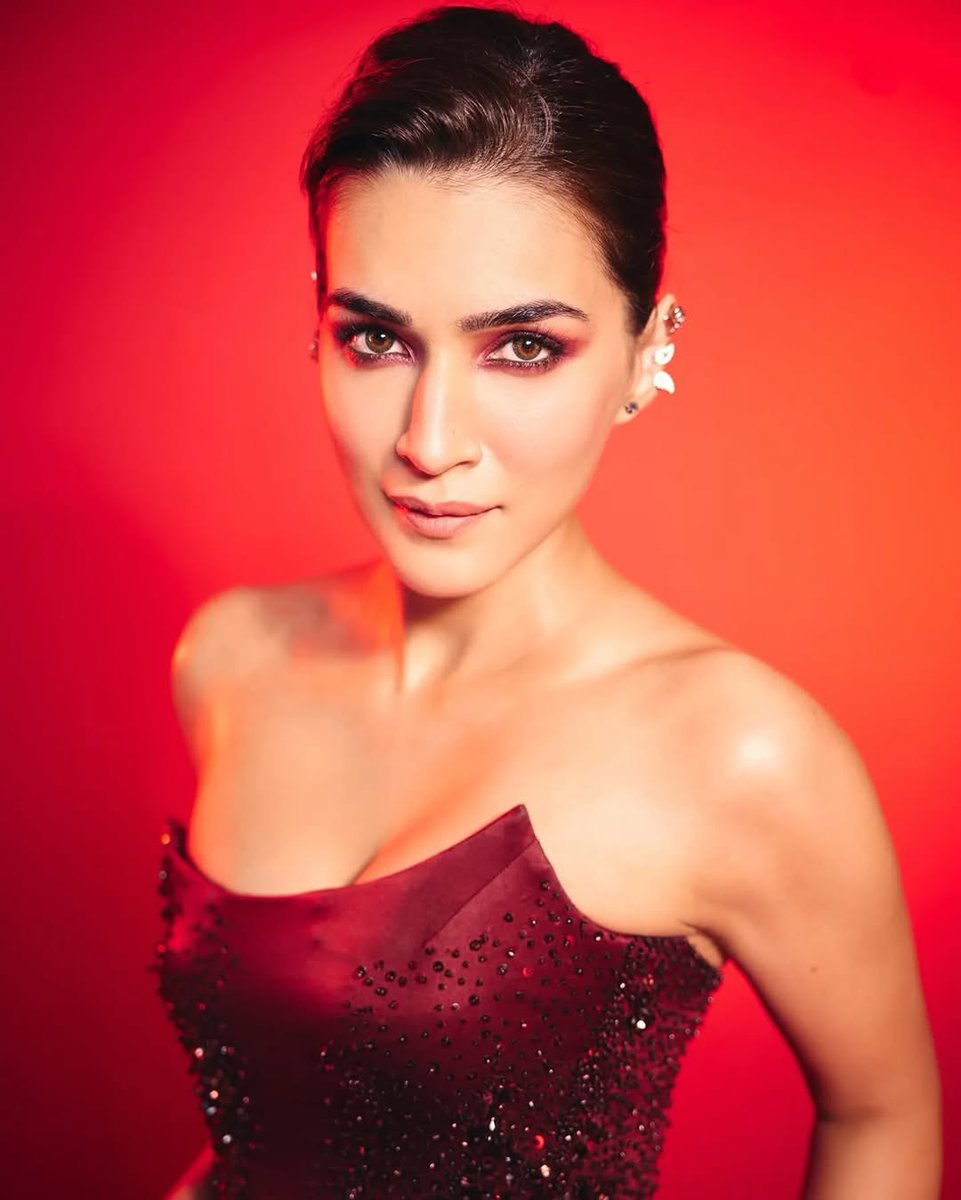 SonamMunmunFP's tweet image. #KritiSanon