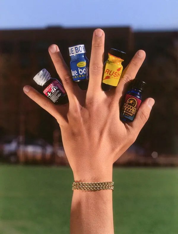PopsTgz's tweet photo. Venta de Poppers Tuxtla Gtz. 
Precios accesibles, variedad de marcas. https://t.co/qsg2UDsrw8