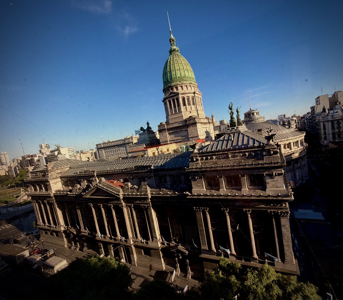 𝙏𝙧𝙤𝙣𝙘𝙤 tweet media