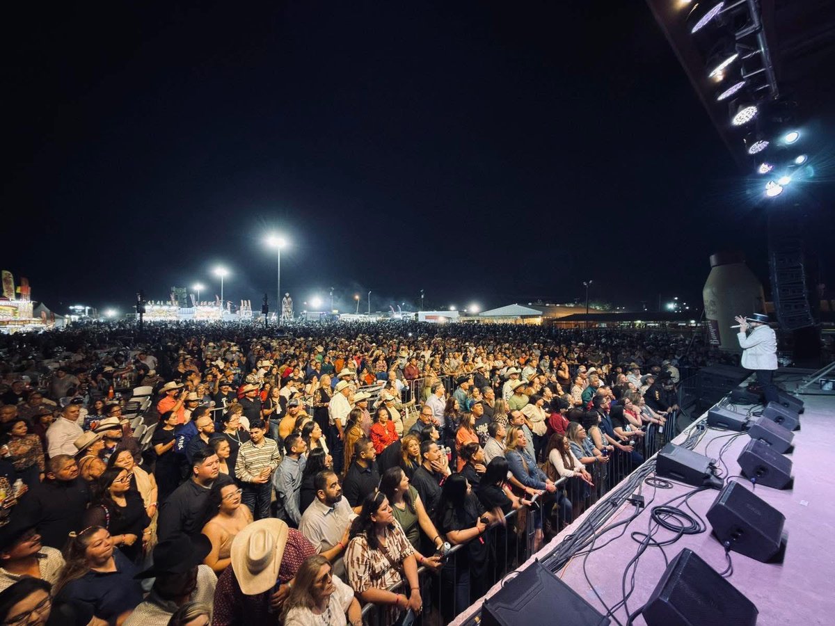 Oscar De La Rosa tweet media