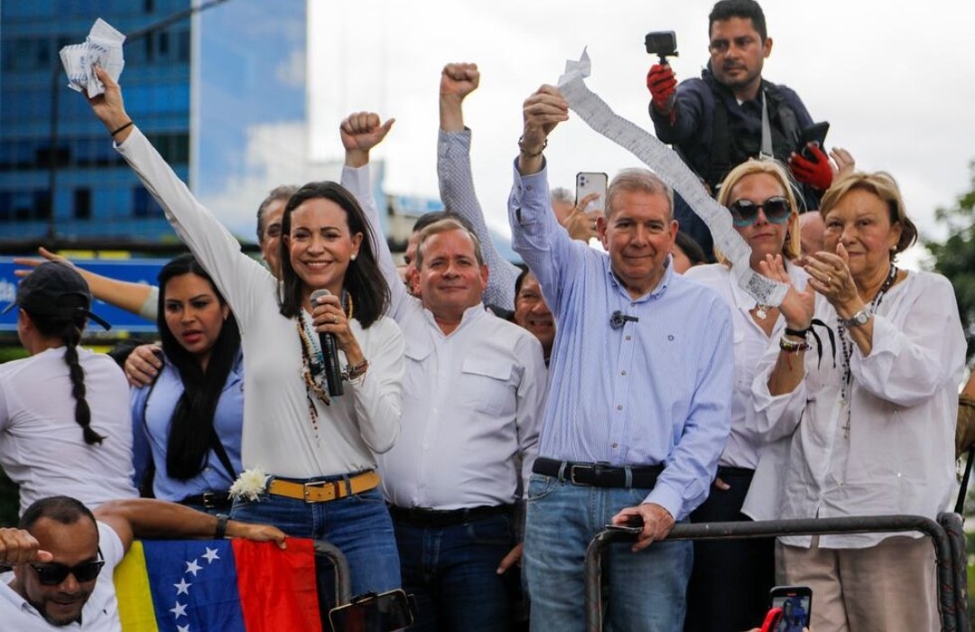 skeletonc13's tweet photo. @JuanPGuanipa Pronto el equipo de la libertad junto nuevamente 🇻🇪 https://t.co/NNTKllwCr6