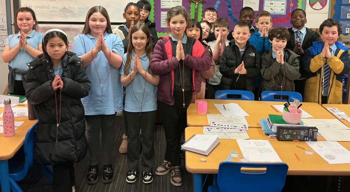 stpaulwhiteinch's tweet photo. St Paul’s Prayer Pals have been praying a daily decade of The Holy Rosary each lunch time. We prayed for our families, for peace in the world and in our hearts.
During Lent, we ask Our Lady to intercede for us. Blessed Mother, hear our prayer.
@learn_with_MrsS @ClreMcGall https://t.co/FxAF1z18mf