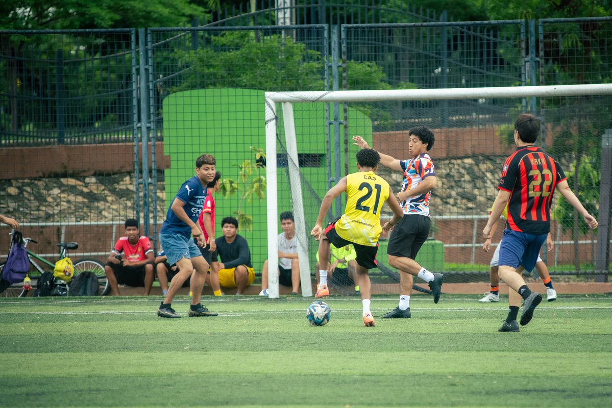 El Parque de la Ferroviaria se consolida como un verdadero punto de encuentro para la comunidad 🌳✨️

A través de los talleres gratuitos de pintura y danza afro impulsados por <a href="/ZumarGye/">ZUMAR Gye</a>, activamos el talento y la creatividad de niños y jóvenes, mientras las canchas y áreas