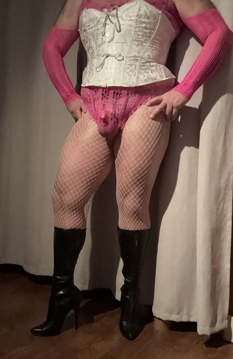 ThighbootMstr's tweet photo. Afternoon switch of boots and corset . Mistress tucked the WeVibe Chorus remote under my base ring and has been teasing me for a while #cdhubby #flr https://t.co/FE03VqzM7L
