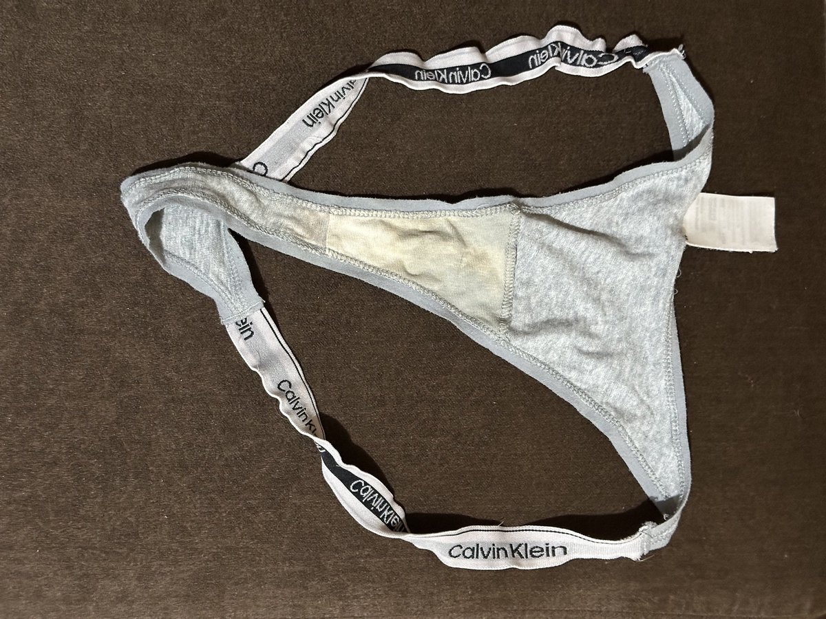 Un seguidor nos envía las tangas de su novia