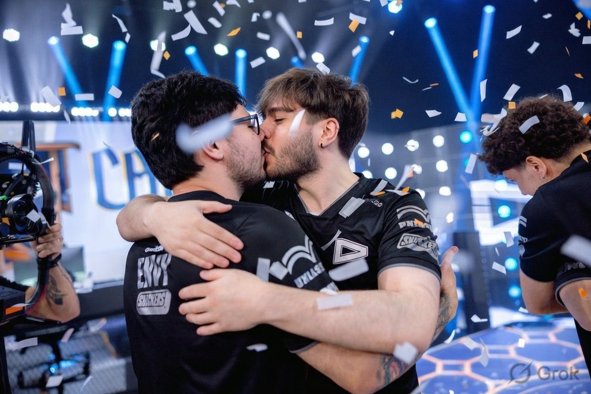 chocada que teve beijo na comemoração do título