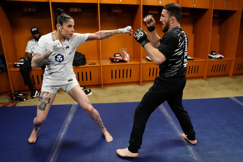 New Year, New Me. tweet media