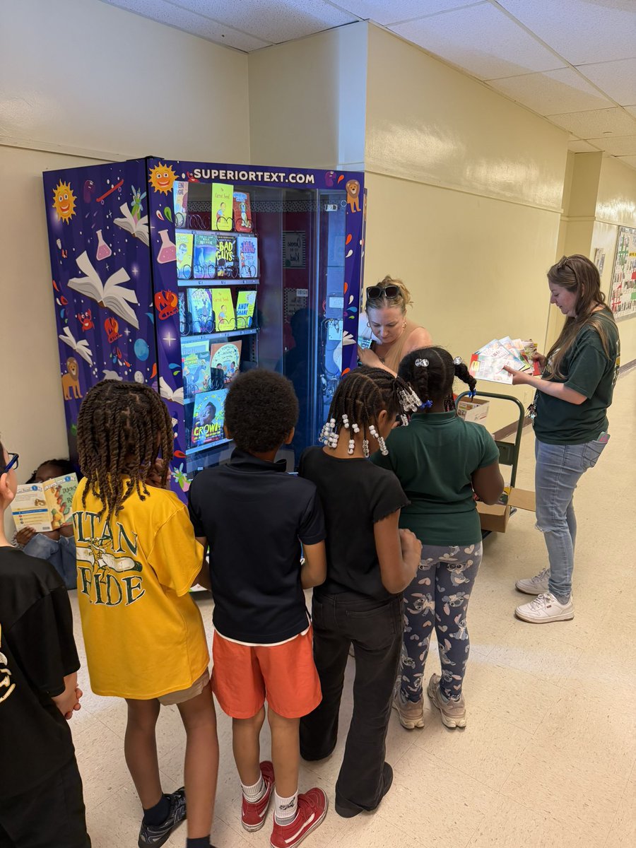 Nova Blanche Forman tweet media