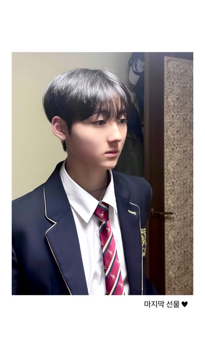 누나분 스토리에 윤서 사진 하나 더!!!!