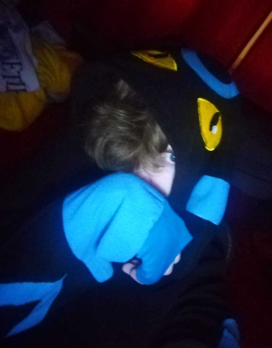 Red_Zellios tweet media