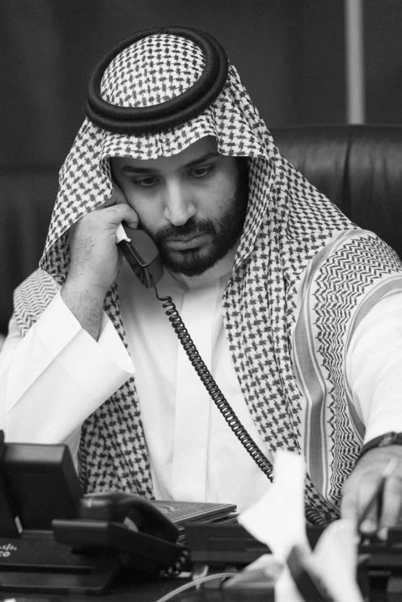 اتصل بأمير الكويت
اتصل بأمير قطر
اتصل برئيس الإمارات
اتصل بملك البحرين
اتصل بملك الاردن 

خلال ساعات فقط شال هم الخليج والدول العربية على أكتافه ومد يد العون لهم بلا إستثناء 
زعيم الشرق الأوسط وقائد الأمة العربية 🤍
#محمد_بن_سلمان