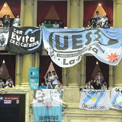 "Esto se le parece mucho al kirchnerismo" JAJAJAJA seguro.