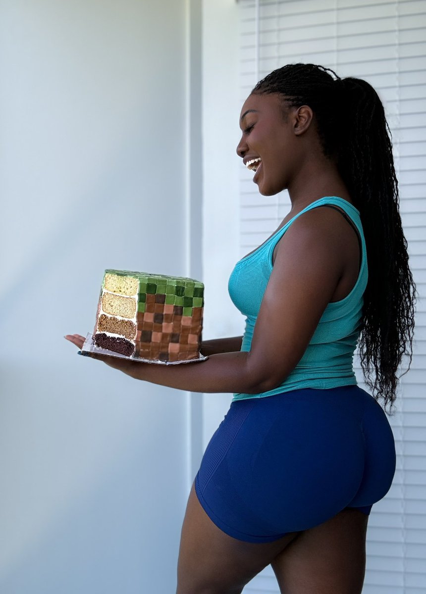 DearestParis's tweet image. Wanna taste it ?