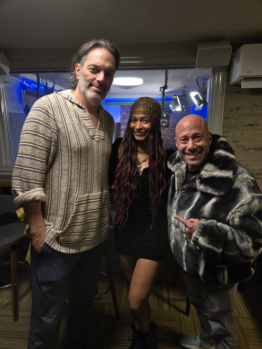 Lainie Speiser tweet media