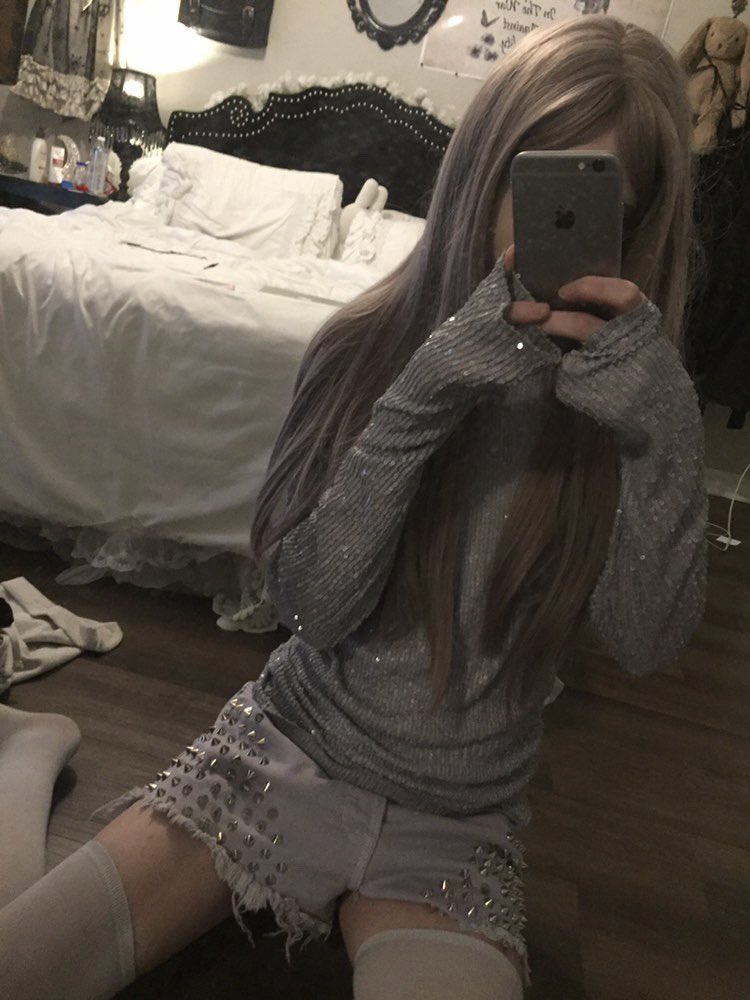 𝗹𝘂𝗹𝗶𝗻𝗮 tweet media