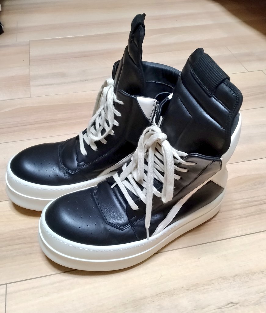 ジオバスメガバンパーカッコ良すぎんか…😳