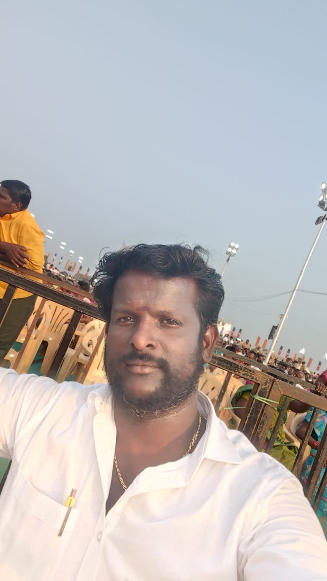 VAIRAMktr's tweet photo. @EPSTamilNadu @RajBhalajioffl 
@மதுரை #மதுரை 🌱✌️✌️🌱🌱 https://t.co/gxjbcnZvK2