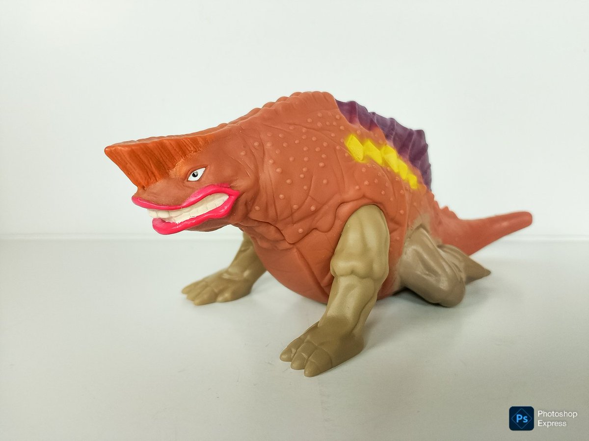 ガヴァドンB新塗装版 ギンガの頃のは良い造型のソフビが多いのだ