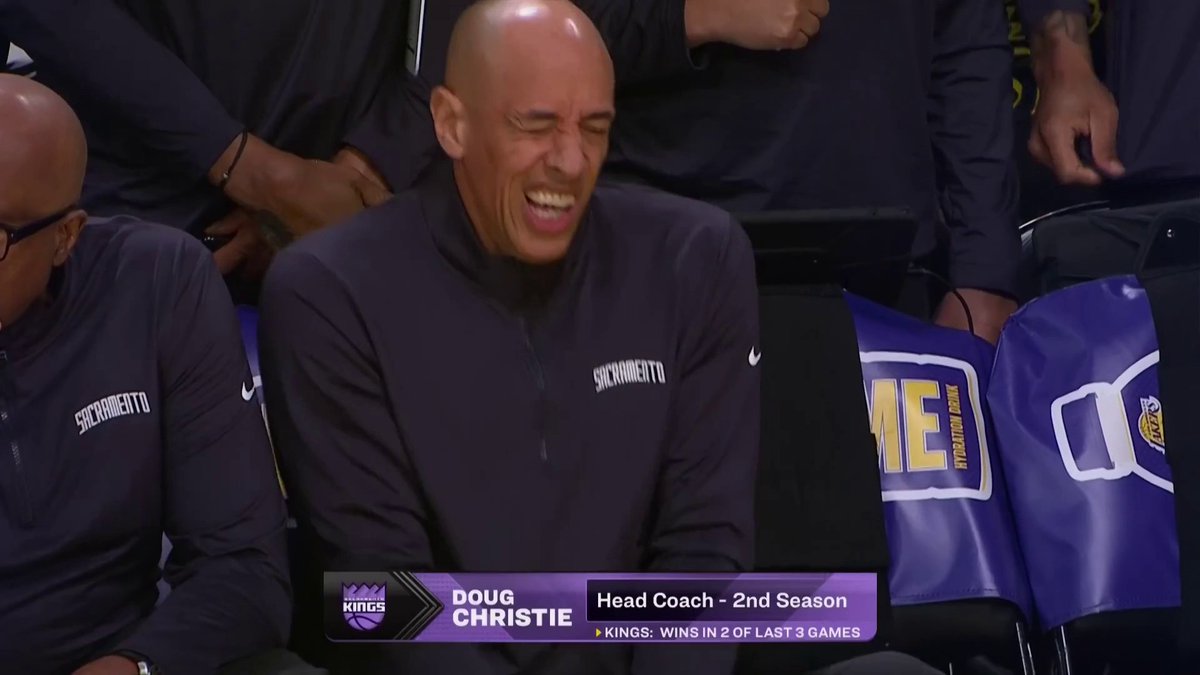 Yeah... keep the smelling salts away from Kings' HC Dough Christie💀🤣