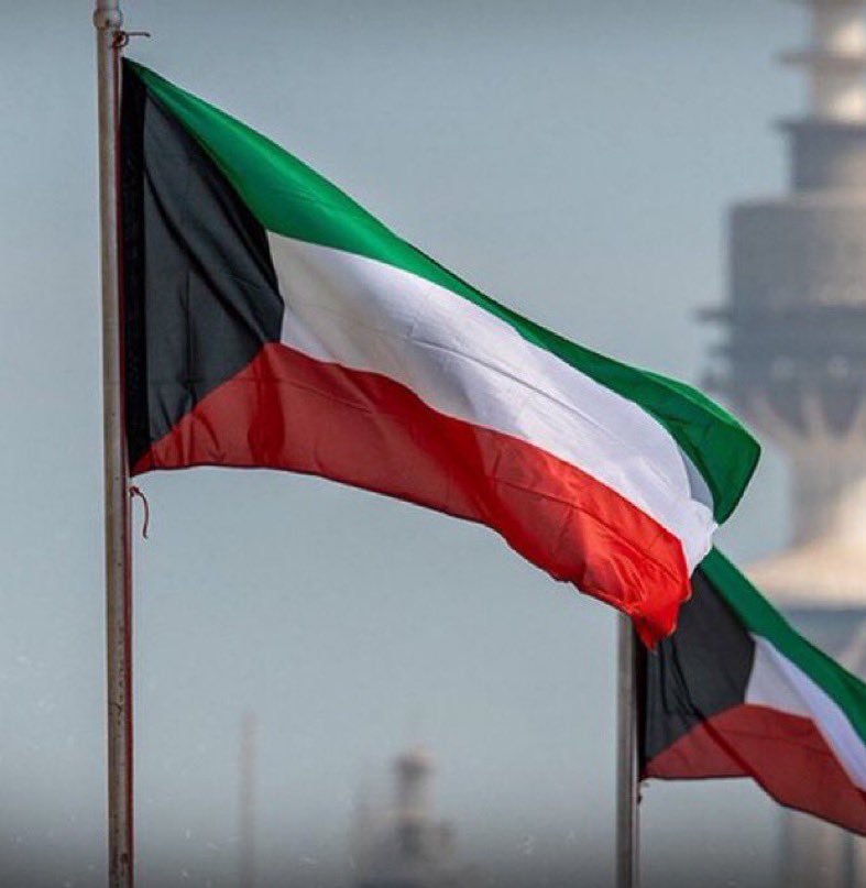 HUSSAINVIP0's tweet photo. لا تحزنين ياكويت لاتحزنين 
نفديك ياوطن لو سال دمنا

افرحي دامنا حنا مستعدين
الردى مانعرفه ولا هو مننا

( ✍🏼 كتبته يدي )

#الكويت #الكويت_الآن https://t.co/5HTUwTR3xF