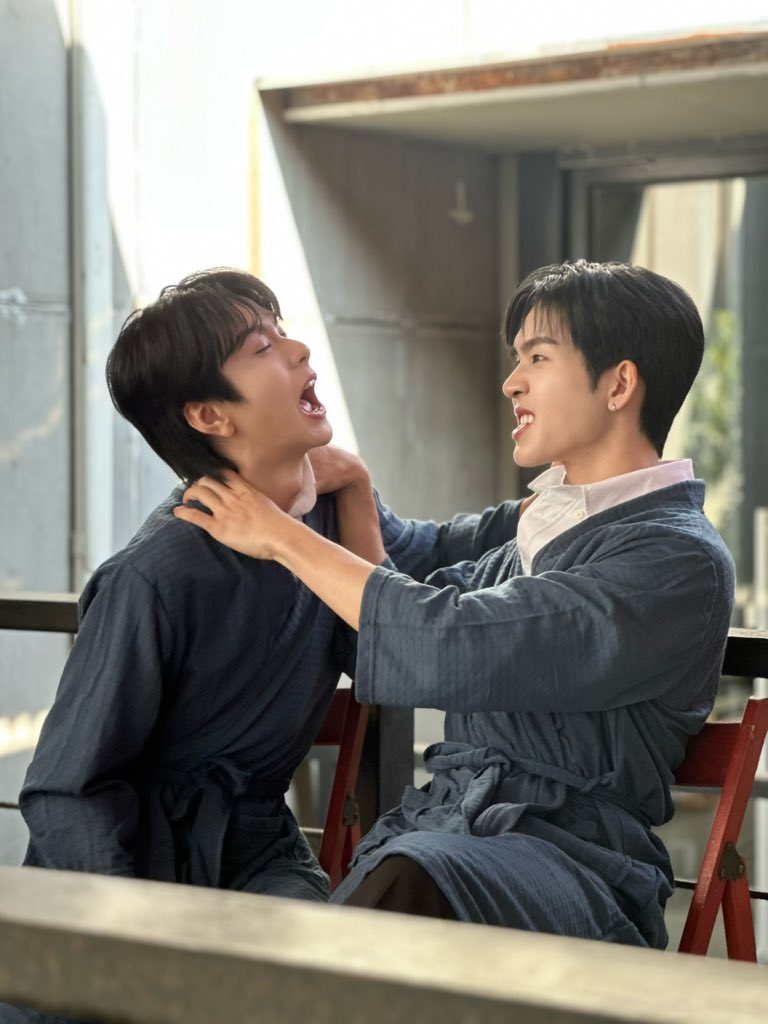 อยู่ด้วยกันบ่อยดีเนอะ ด้อมเติร์ดไนน์เห็นจะว่ายังไงน้า😗
Mr. Fanboy Q2
#รักสุดใจนายแฟนบอยQ2