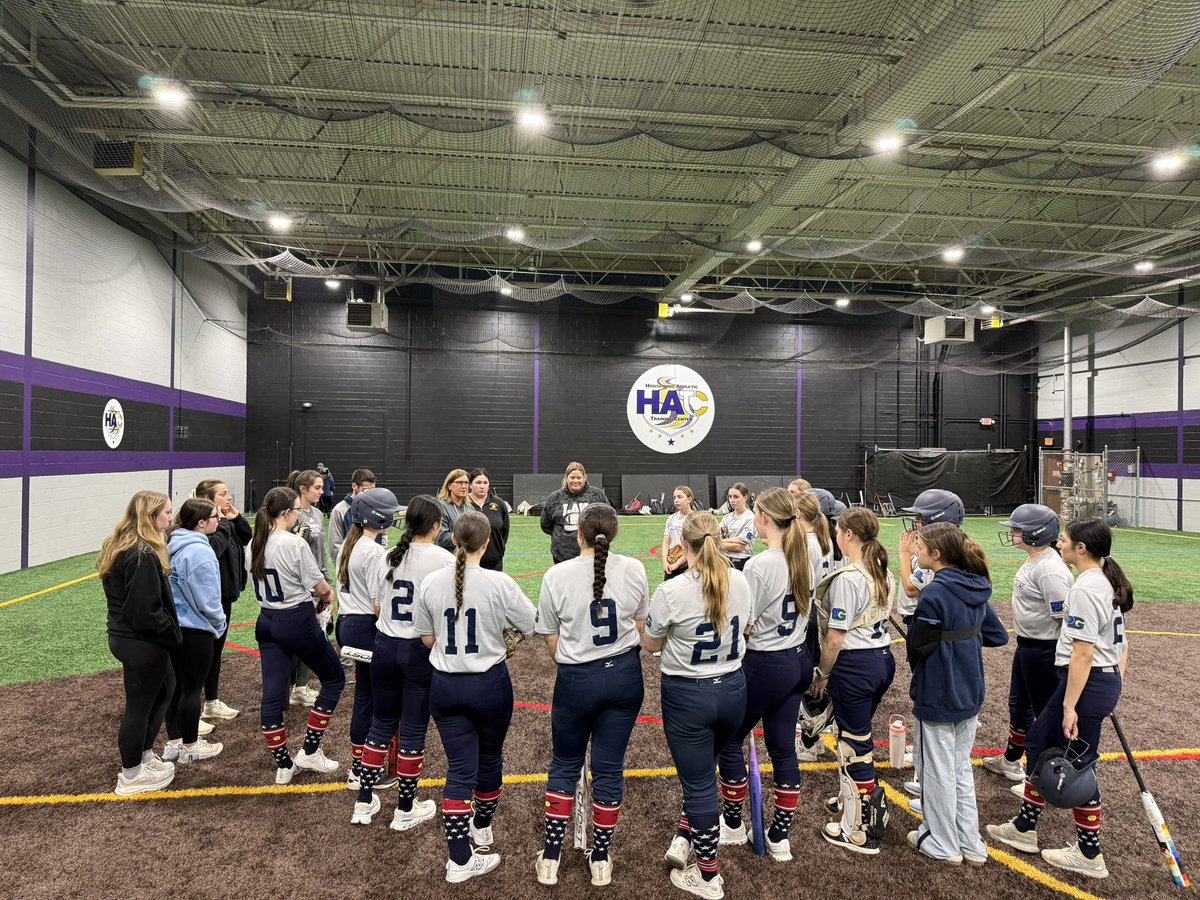 VDobrydney29's tweet photo. Great Sunday practice love working with my girls! These are the memories  that will last me a lifetime!🥎❤️💪 
@CT_Timberwolves @res_angels @CoastRecruits @CoastRecruitsSB @D1Softball @ExtraInningSB @EliteRecruits_ @USAElite_Jen @ProspectID_ @PrepSoftball @UncommittedStud https://t.co/hES5qaQm2a