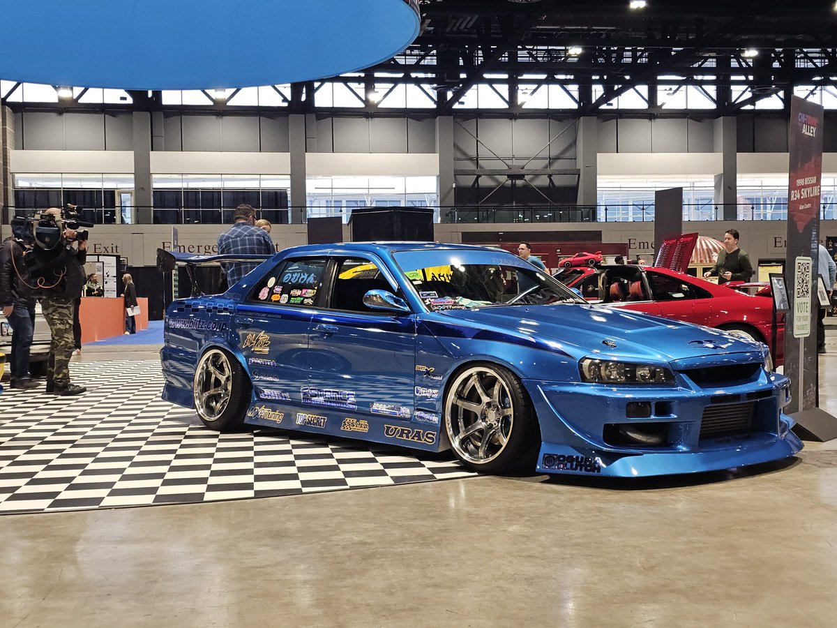 stopthehype's tweet photo. What do yall think of my R34?

#R34祭り #r34 #skyline #jdm #drift #fypシ #fyp https://t.co/CM6XmZDYdF