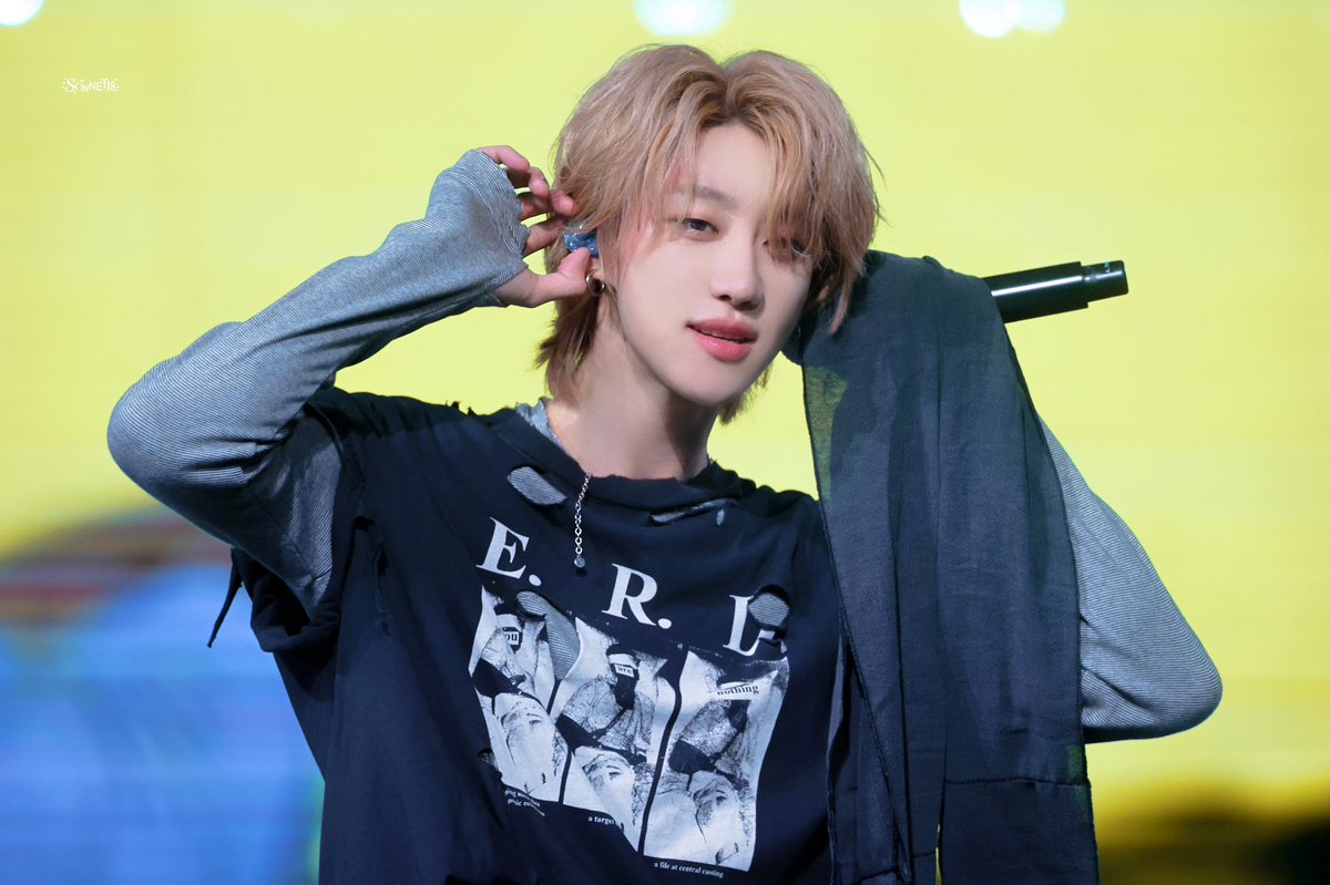 sonnet18_ tweet media