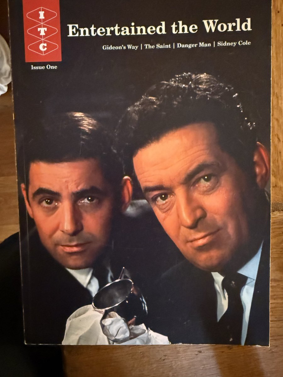 gloveu2's tweet photo. @JazWiseman are there other volumes of this excellent magazine? https://t.co/JKxlOo4BFQ