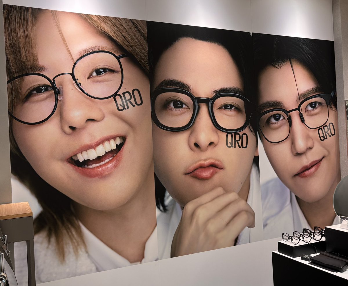 ssmo_ssmo's tweet photo. 眼鏡市場👓
#MrsGREENAPPLE https://t.co/g382t3PhIG