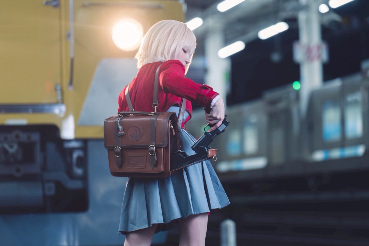 ちゃんとリュックがホルスターになってる！？