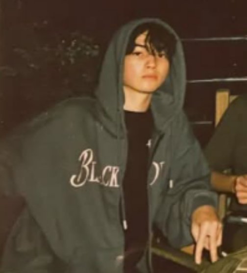 charliepicss's tweet image. Charlie's looks are stunning, he's so handsome 🙈♥️ 

#CHARLIEMULLIS #SMTR25 #CHARLIE #찰리