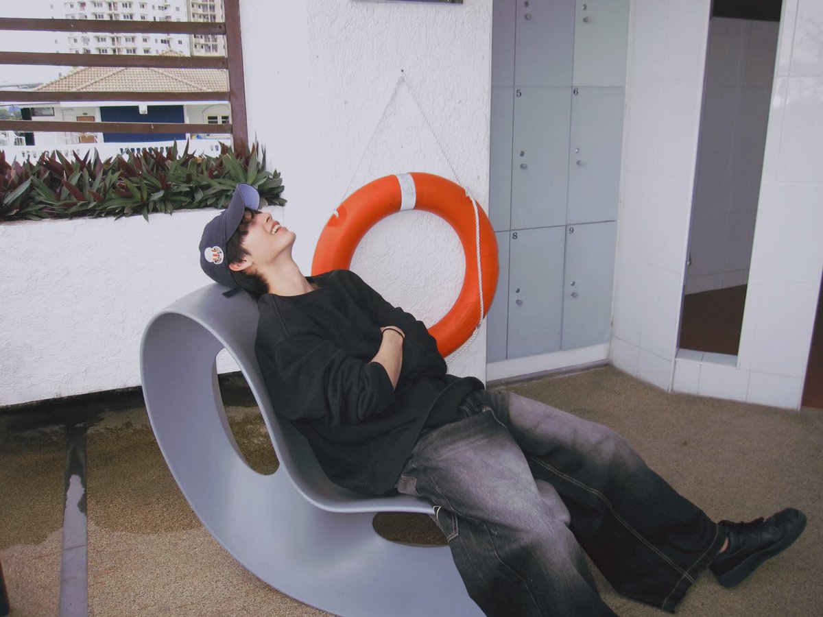 charliepicss's tweet image. Charlie's looks are stunning, he's so handsome 🙈♥️ 

#CHARLIEMULLIS #SMTR25 #CHARLIE #찰리