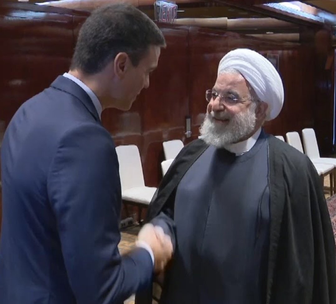 "Si las mujeres condenadas a muerte son vírgenes, deben ser violadas antes de su ejecución para que no puedan entrar al paraíso".

Ayatolá Jamenei, ex líder supremo de Irán.