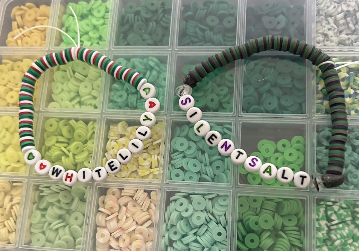 Something something friendship bracelets 

I haven’t made spice or cheese yet cuz I ran out of thread!!