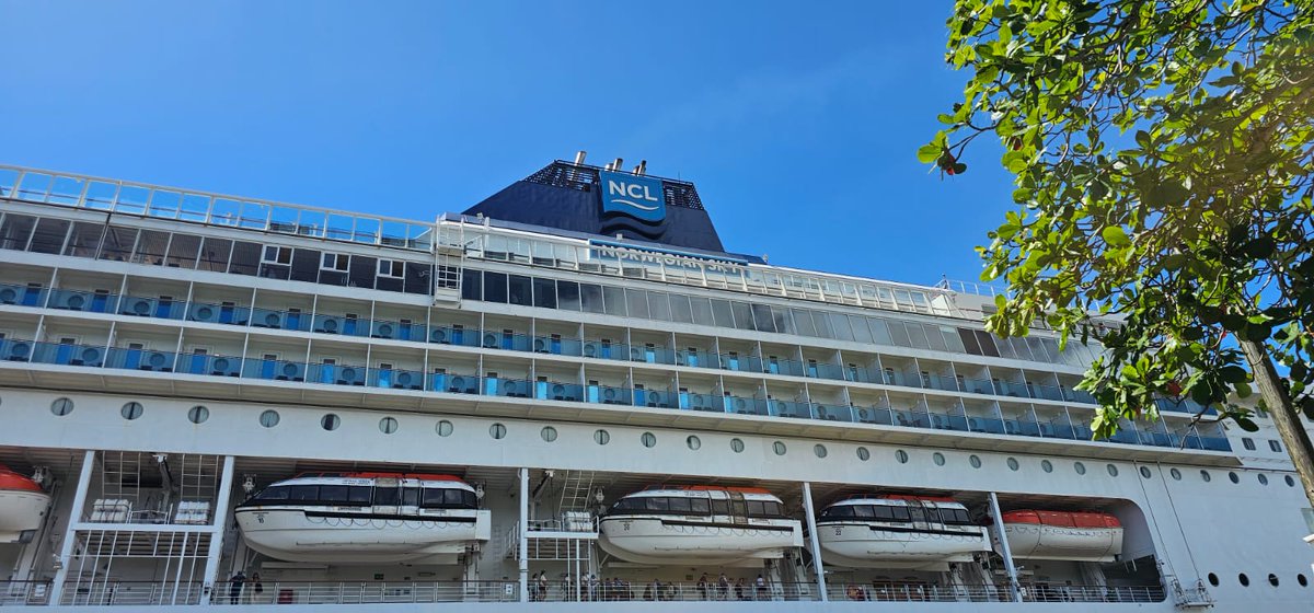 EventsSportsAG's tweet photo. 🚢 Recorrer el Caribe Sur en crucero es vivir isla tras isla desde el mar: despertar cada día en un destino distinto, sentir culturas, paisajes y emociones que se quedan para siempre. Un viaje que no solo se recorre… se vive. 💙🌊

#CaribeSur #Cruceros #ViajarConPropósito https://t.co/DIoyJo996u