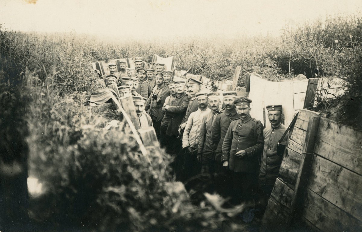 Canadian & British Photos & Postcards tweet media