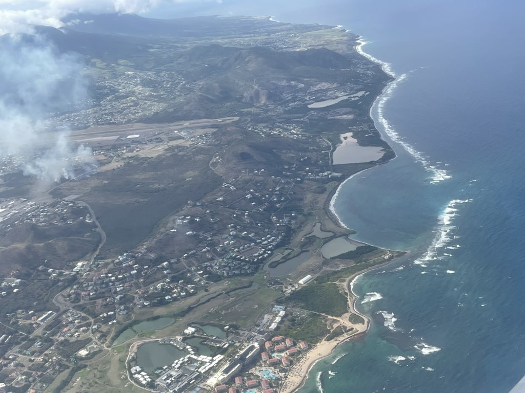 olas_usa's tweet photo. @PunjabiVillans @garyavfchorton @chelsea @DV1874 Just left st kitts to Miami then London coming to cheer the boys up the Villa !!!! https://t.co/OwM1W5Sw3l