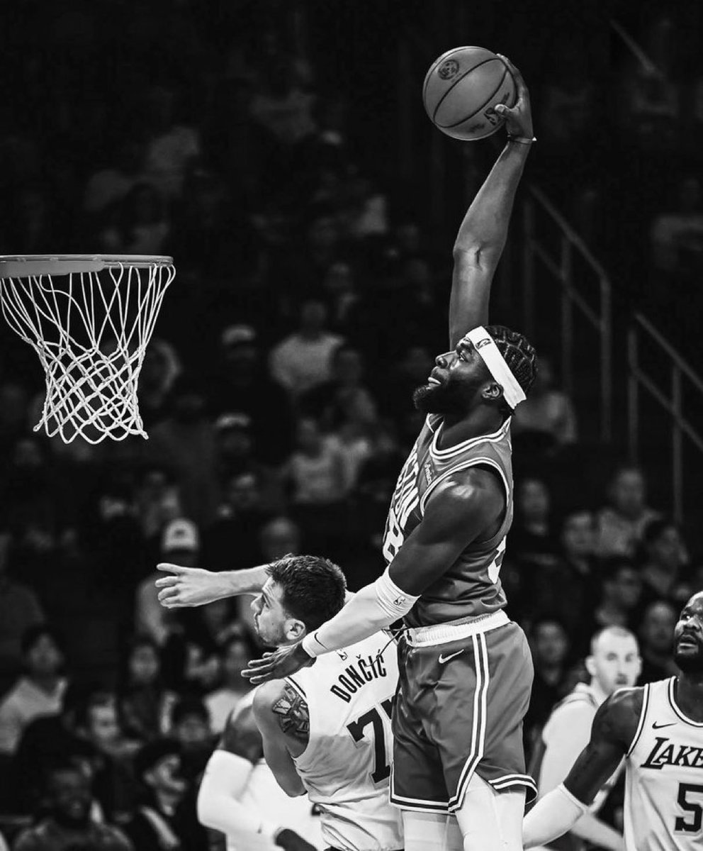 zelonation_'s tweet image. Neemias Queta 

Remember the name