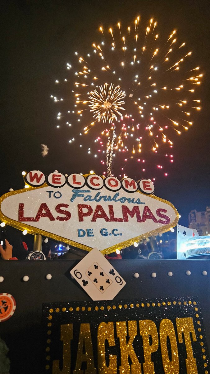 galletochoco's tweet photo. 😢Hasta el año que viene 🐟🔥🎇 https://t.co/MsnxLmQsu9