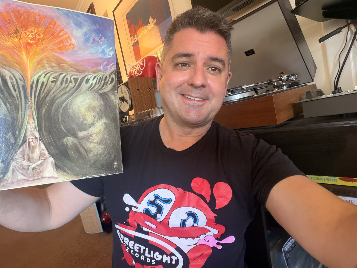 MrSaratoga's tweet image. In Search of The Lost Chord
The Moody Blues

Third album from TMB featuring “Ride My See-Saw”, “Dr. Livingston I Presume”,  “Voices In The Sky” and more.

July 1968
DERAM Records DES 18017
Terre Haute pressing

Produced by Tony Clarke

#NowPlaying #TheMoodyBlues #recordcollection