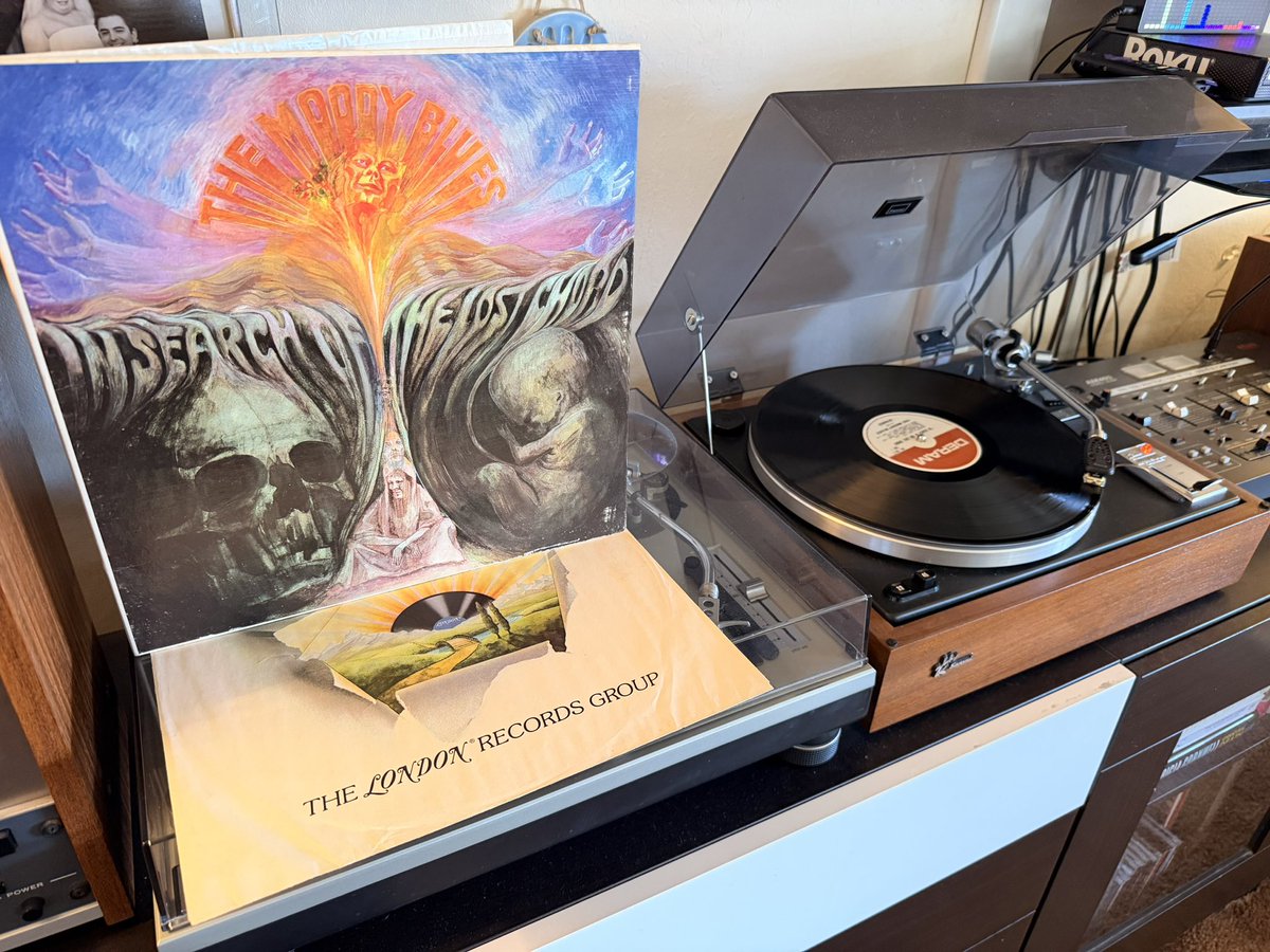 MrSaratoga's tweet image. In Search of The Lost Chord
The Moody Blues

Third album from TMB featuring “Ride My See-Saw”, “Dr. Livingston I Presume”,  “Voices In The Sky” and more.

July 1968
DERAM Records DES 18017
Terre Haute pressing

Produced by Tony Clarke

#NowPlaying #TheMoodyBlues #recordcollection