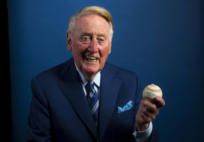 BBGreatMoments's tweet photo. Vin Scully called games involving Connie Mack, born 1862, and Julio Urias, born 1996. https://t.co/g9951GChma