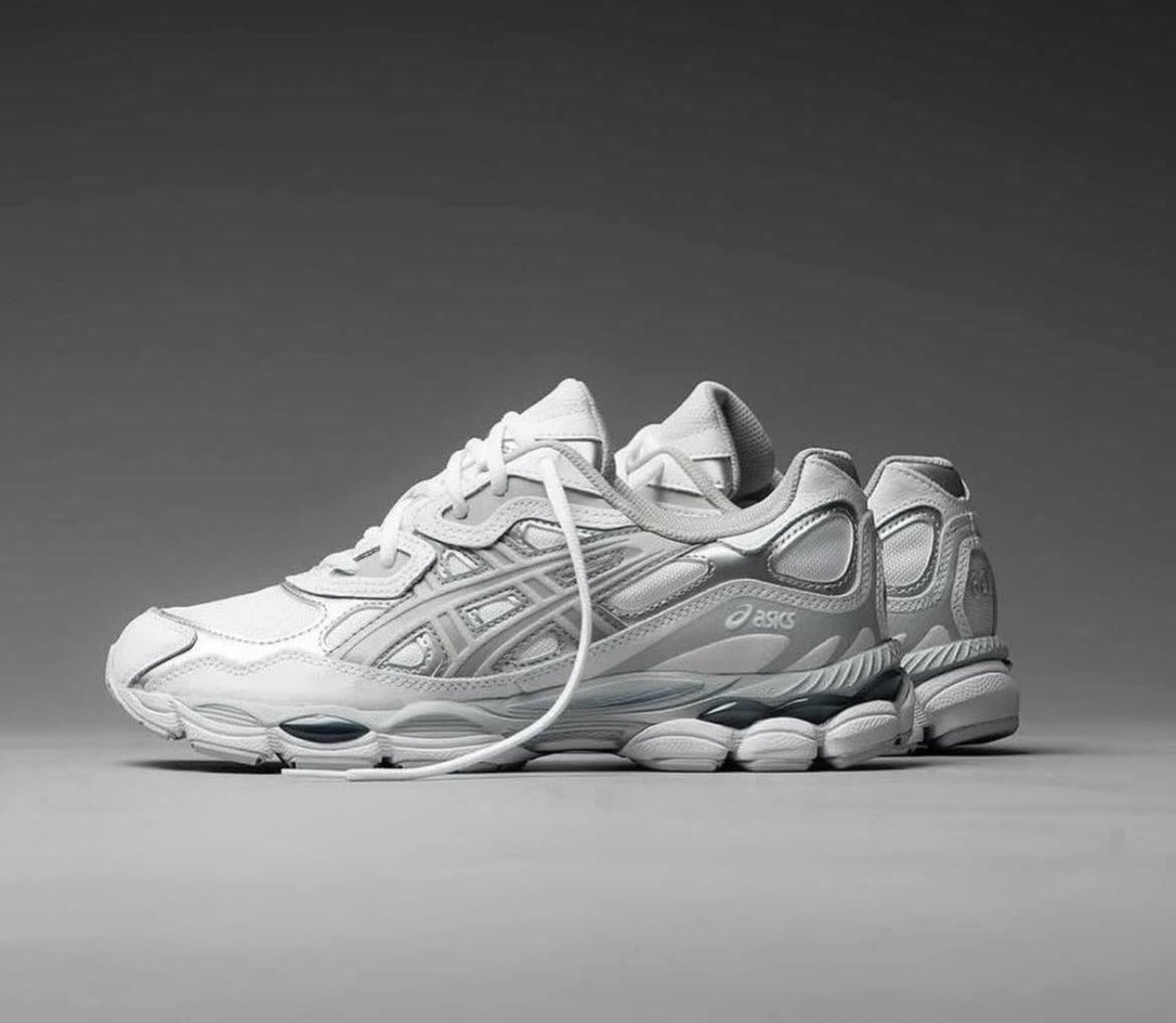 DayDreamKicks's tweet photo. ASICS GEL-NYC ‘Snow White’❄️ https://t.co/IkgIL7dHwP