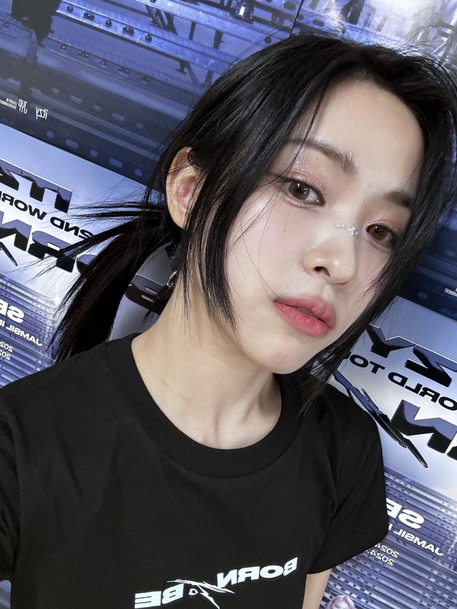 dailyryujins's tweet photo. https://t.co/2x2h4CDJH5