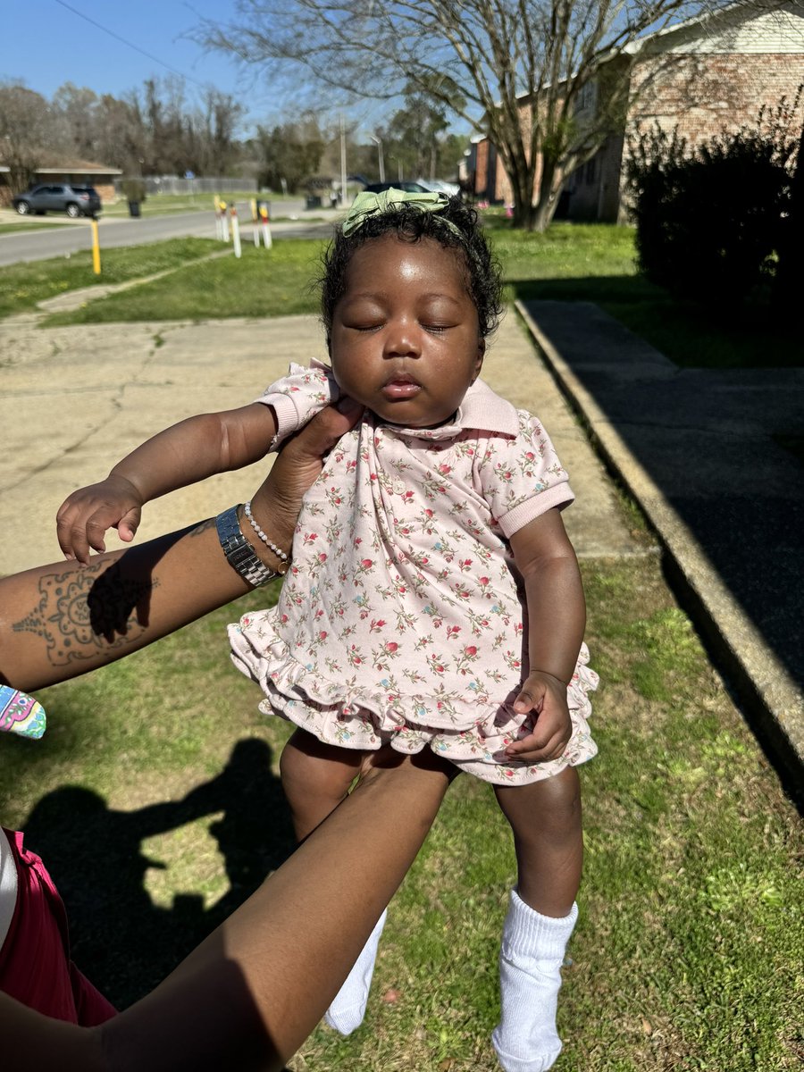 litaniaaa's tweet photo. Obsessed with my lil girl she literally a doll https://t.co/yDrMeGpBjx