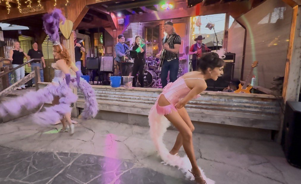 Thank you to The Fans, The Fluffers, The Wootah Girls and The Pioneer Staff for kickin’ ass this weekend. The show was a blast. Wootah!